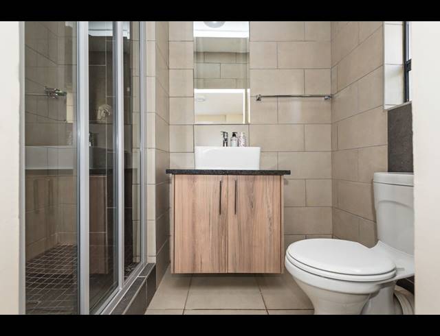 2 BEDROOM APARTMENT TO LET IN EDENBURG